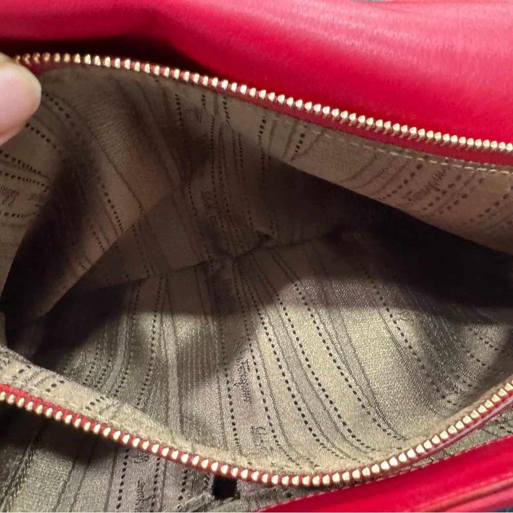 Salvatore Ferragamo Red Shoulder Bag with Gold Hardware - Picture 3 of 7